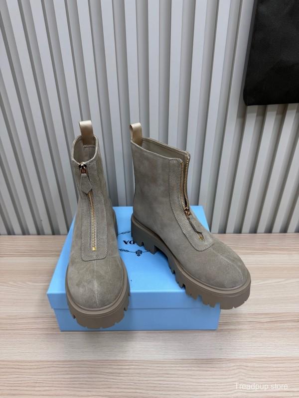 Prada Couple Martin Boots 2025 SS - LY00340