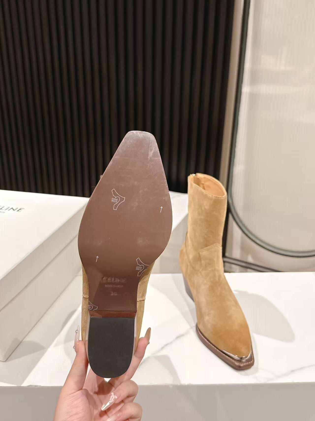 CELINE 2025/SS Fashion Boots Autumn Winter Latest Runway Collection - LY00410