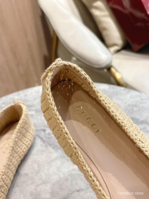 Gucci Ballet Flats with Leather Sole and Bow Detail - LY00320