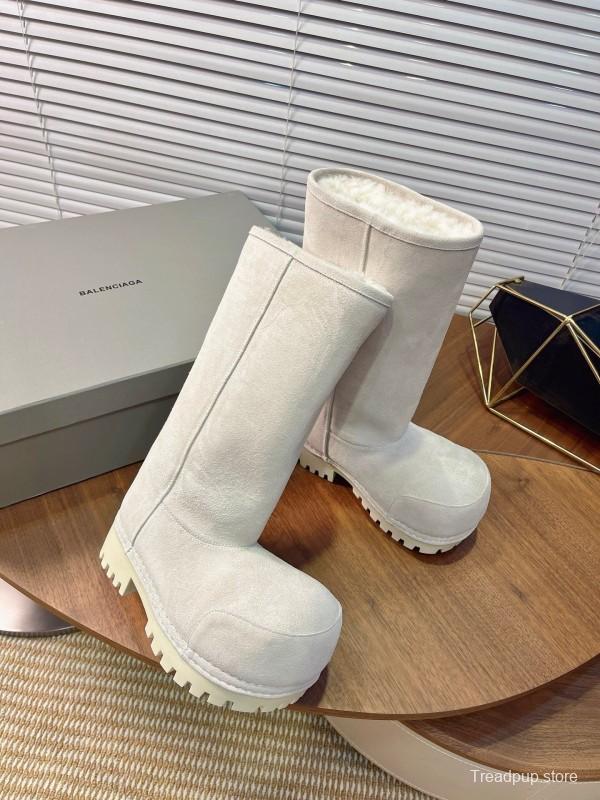 Balenciaga 2025 SS Oversized Platform Snow Boots with High Heel - AS00570