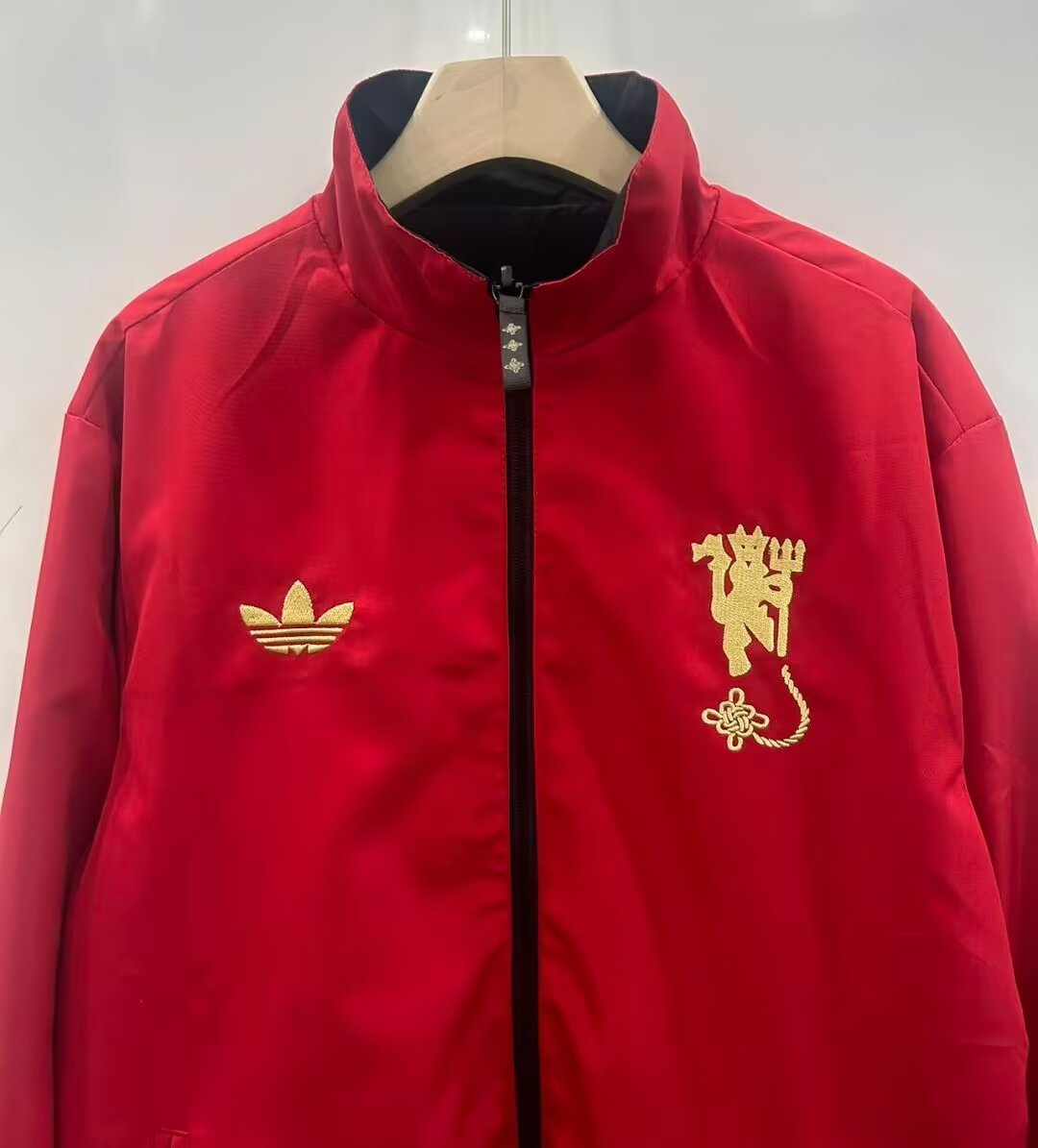 25/26 Manchester United Red/Black Reversible Full Zipper Windbreaker