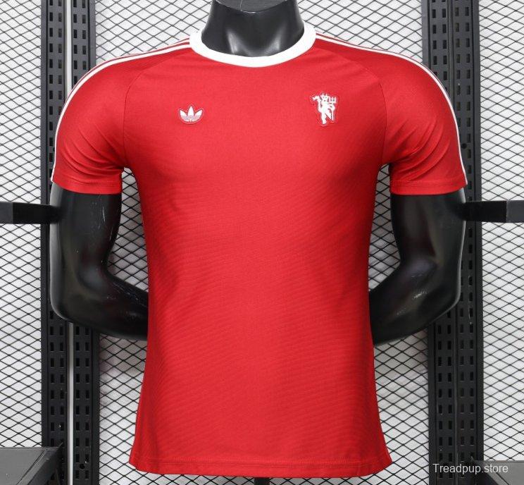Player Version 26/27 Manchester United Red with White Three-Stripe Shoulders Jersey
